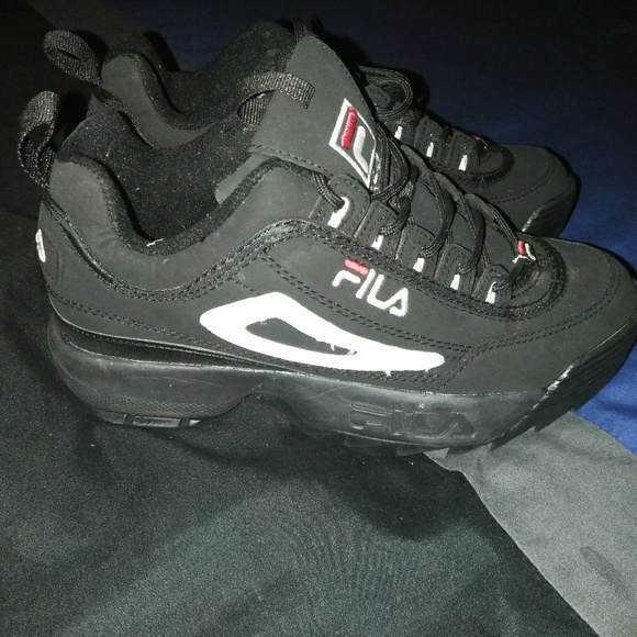 Men. Fila, Never Worn Men. Fila, Never Worn